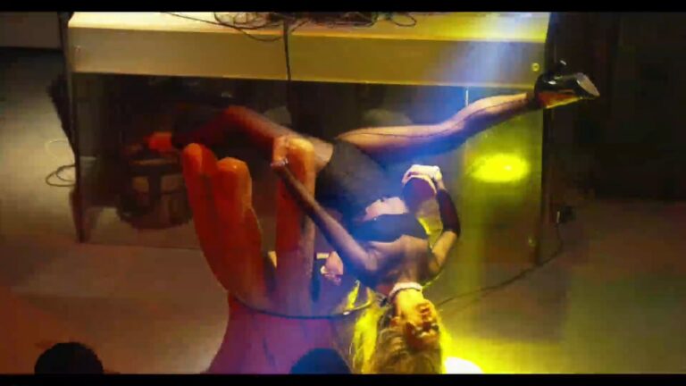 In Man Hand ClubDance